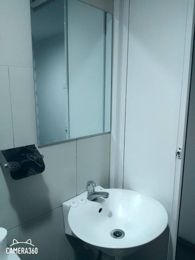 33 Star Hotel By The Awinka Group Of Management Kuala Lumpur Kültér fotó